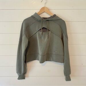 Lululemon crop hoodie